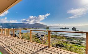 Fisherman'S Dream Boat House